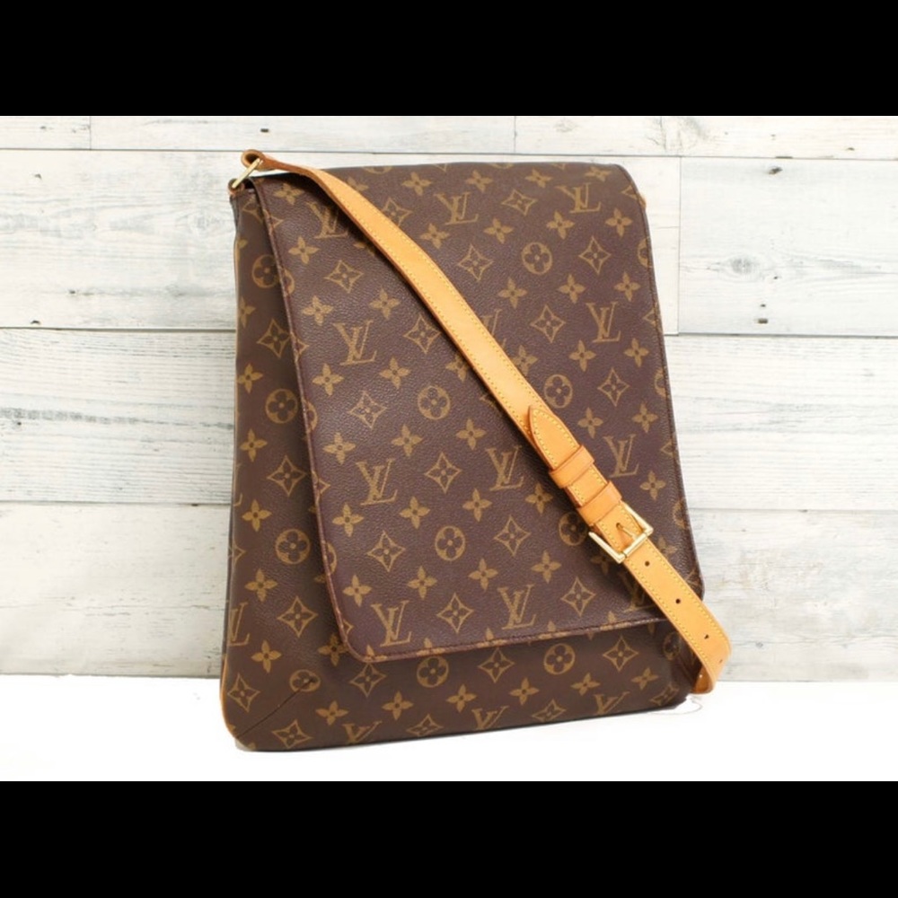 Cross body bag
